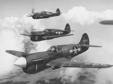 Close air support in the Curtiss P-40 Warhawk